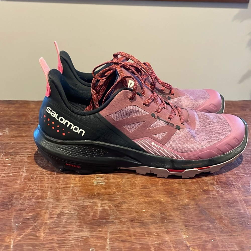 Women’s Salomon trail shoes
